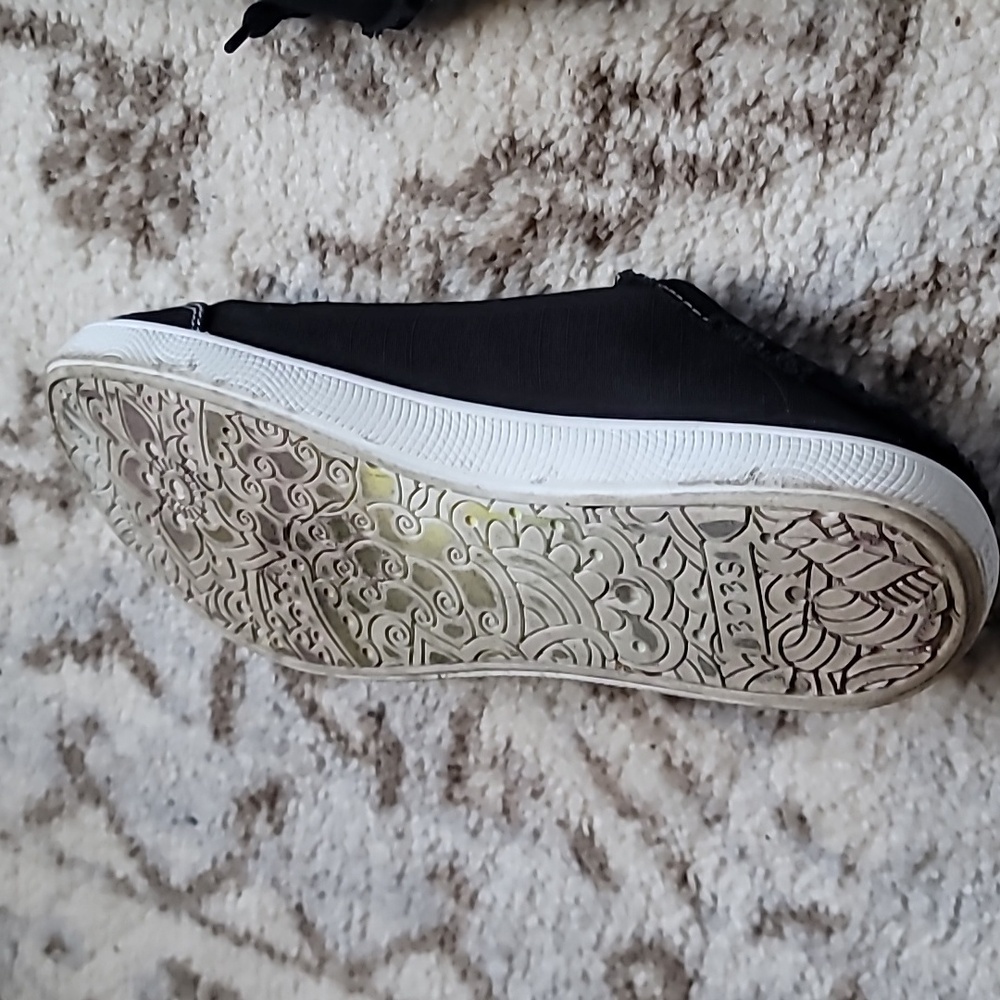 BOBS black slip on shoes size 7.5 - Picture 9 of 10